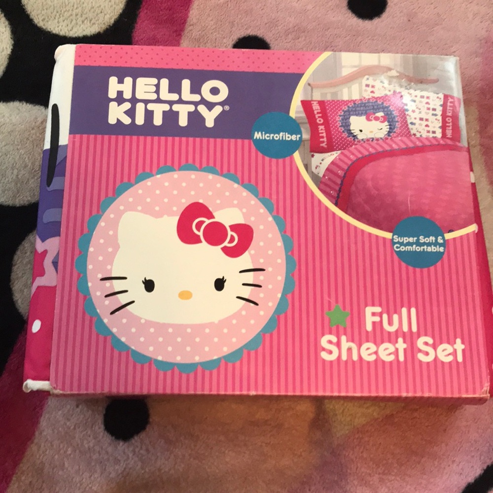 Brand new hello kitty bed set